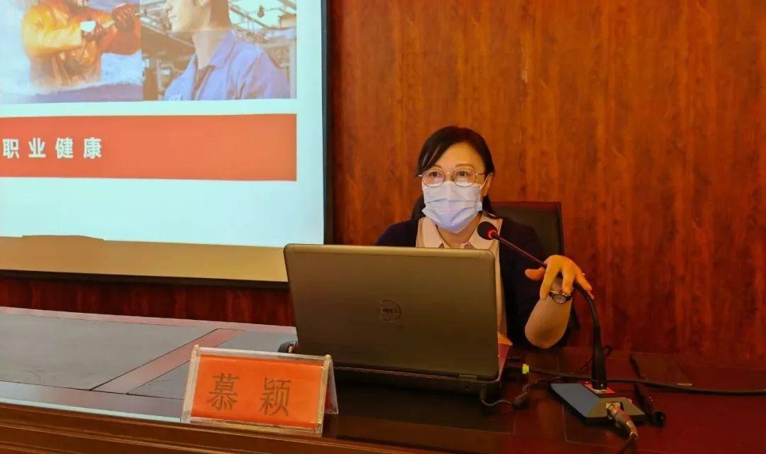 兼职的概念及其在现代社会的意义