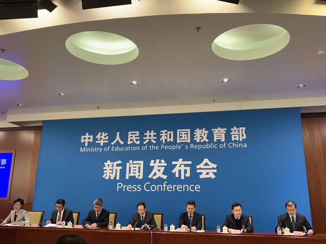 兼职辅导员，角色、意义与挑战