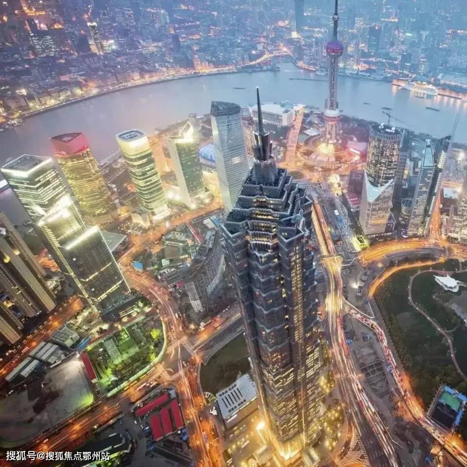2035年澳门之夜，璀璨的未来与历史的交融之刻2023年今晚澳门结果